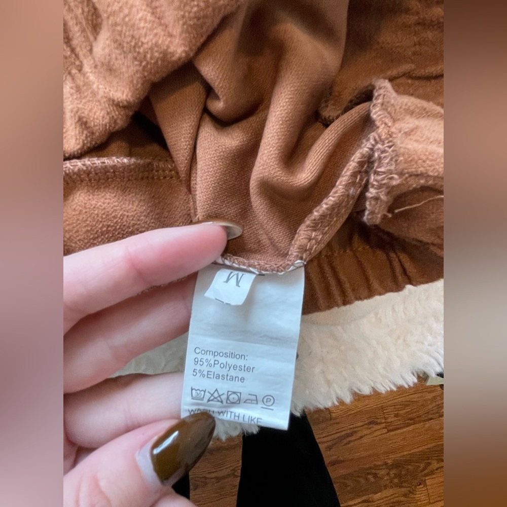 NWOT Amazon Six Piece Matching Cropped Tank & Short Sets Size Medium - Picture 8 of 8